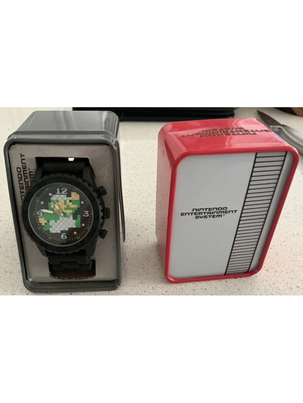 Nintendo Mario Bros Luigi Watch Original 8 Bit Graphics